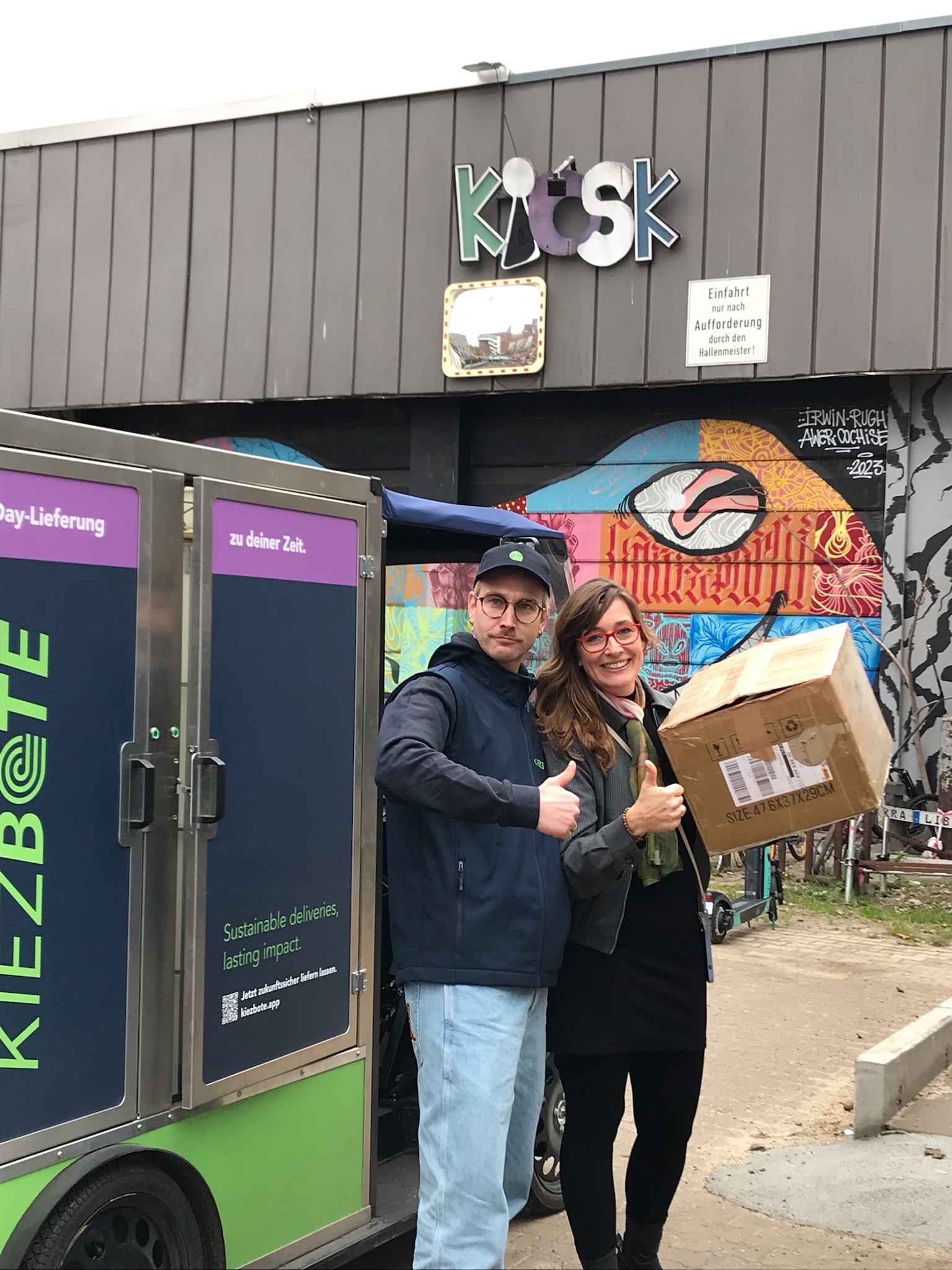 Abholung & Lieferung verfügbar