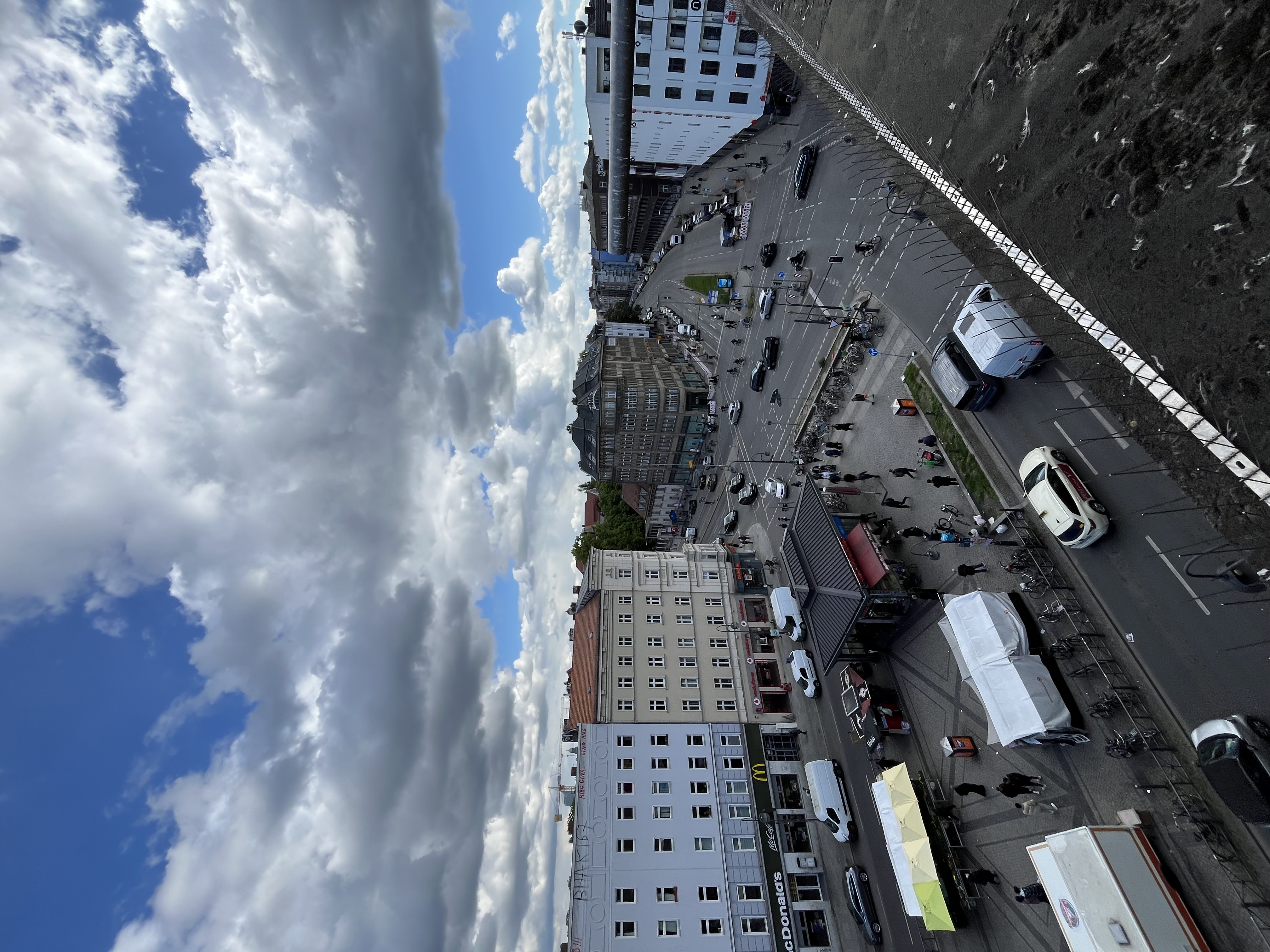 The Berliner's Guide to Repairing, Sharing & Closing the Loop